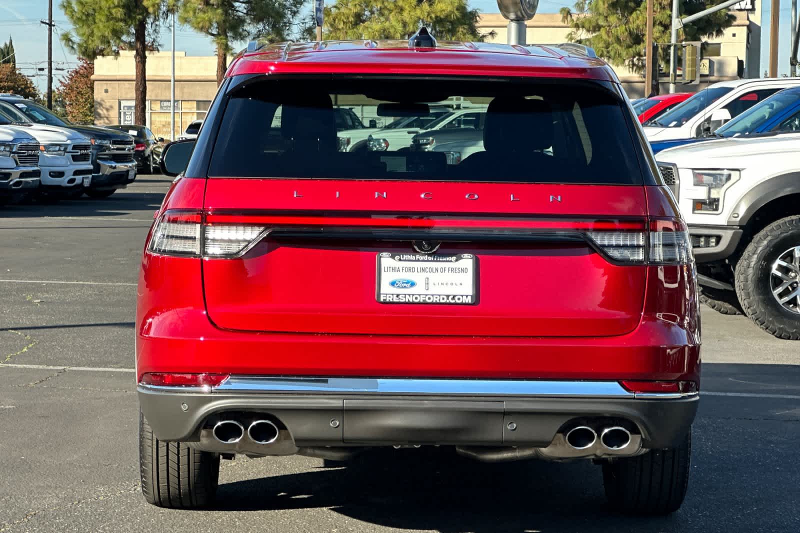 Thumbnail: 2026 Lincoln Aviator - 7