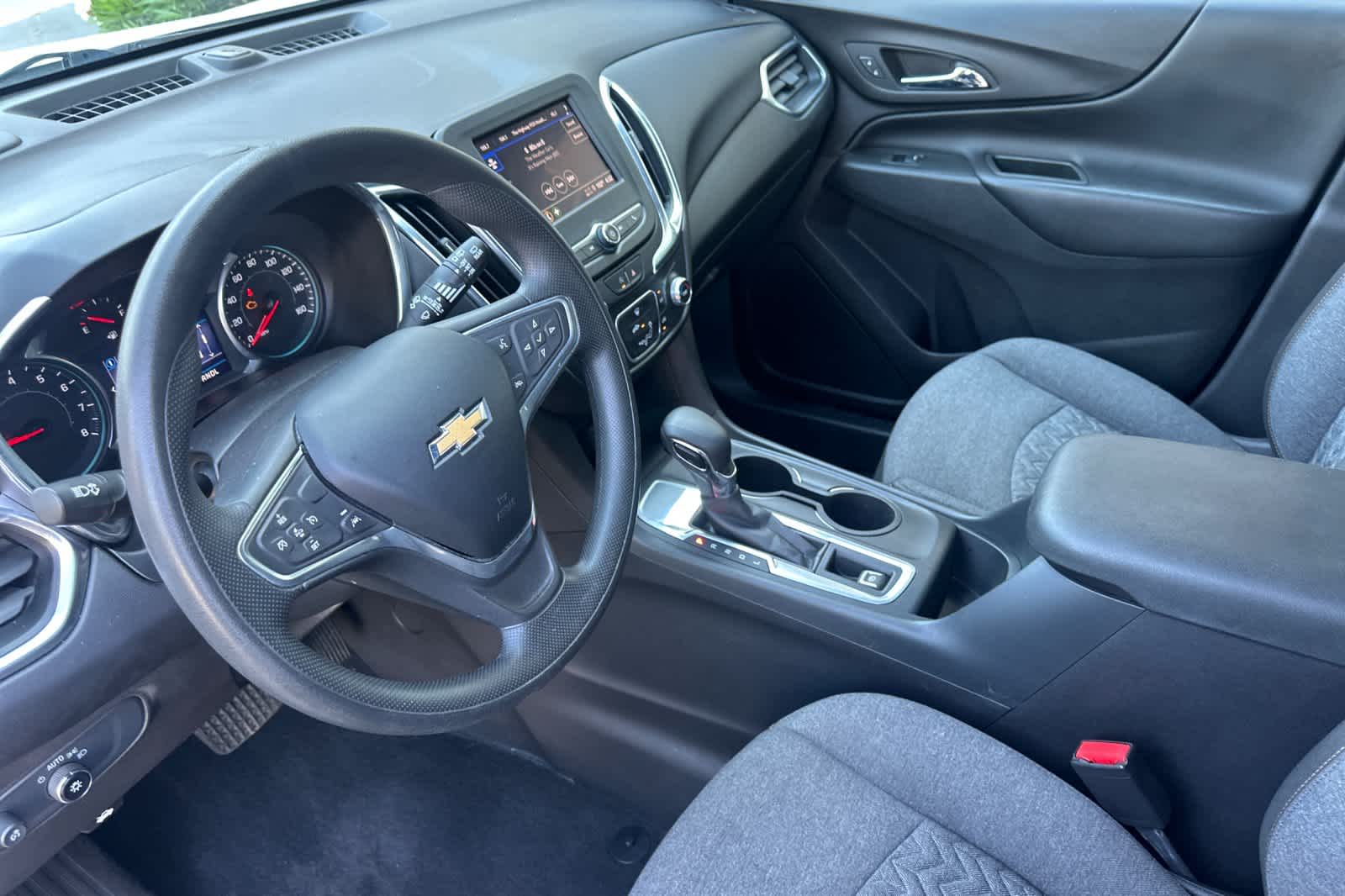 Thumbnail: 2022 Chevrolet Equinox - 12