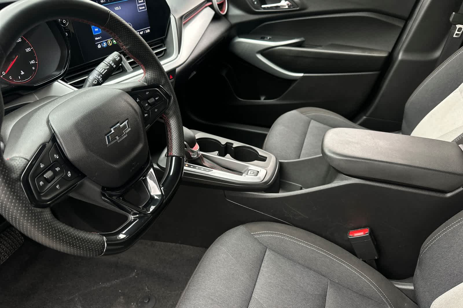 Thumbnail: 2025 Chevrolet Trax - 12