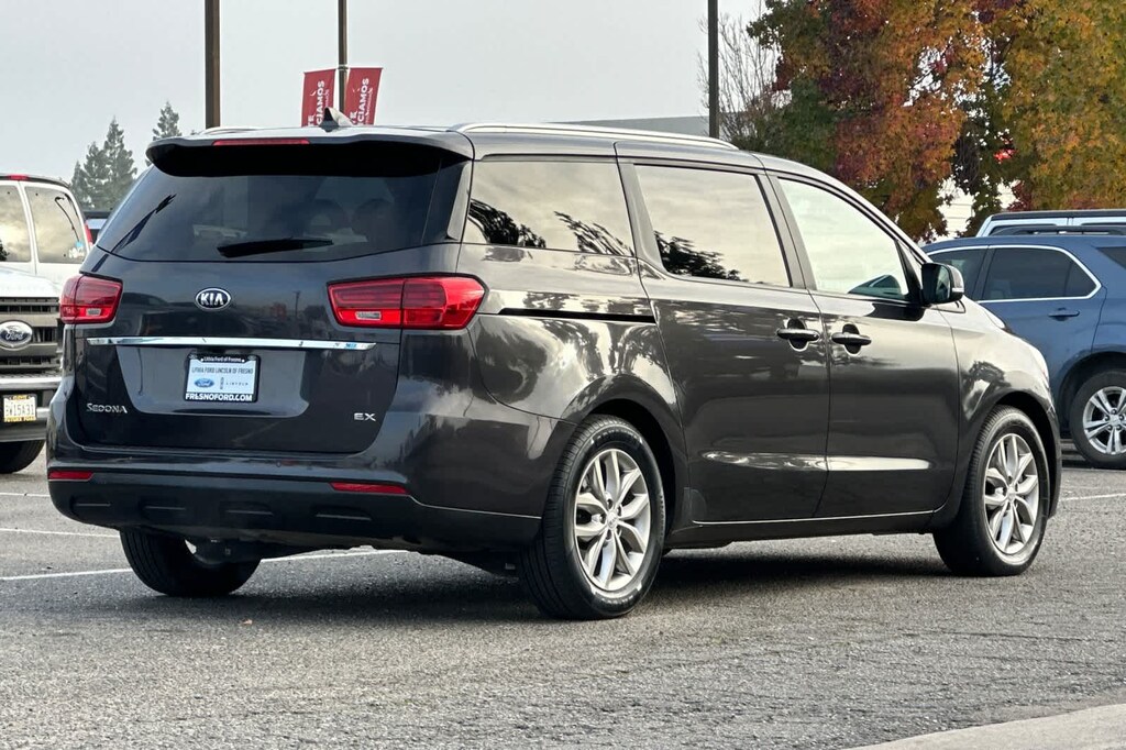 Used 2021 Kia Sedona EX Van Passenger Van
