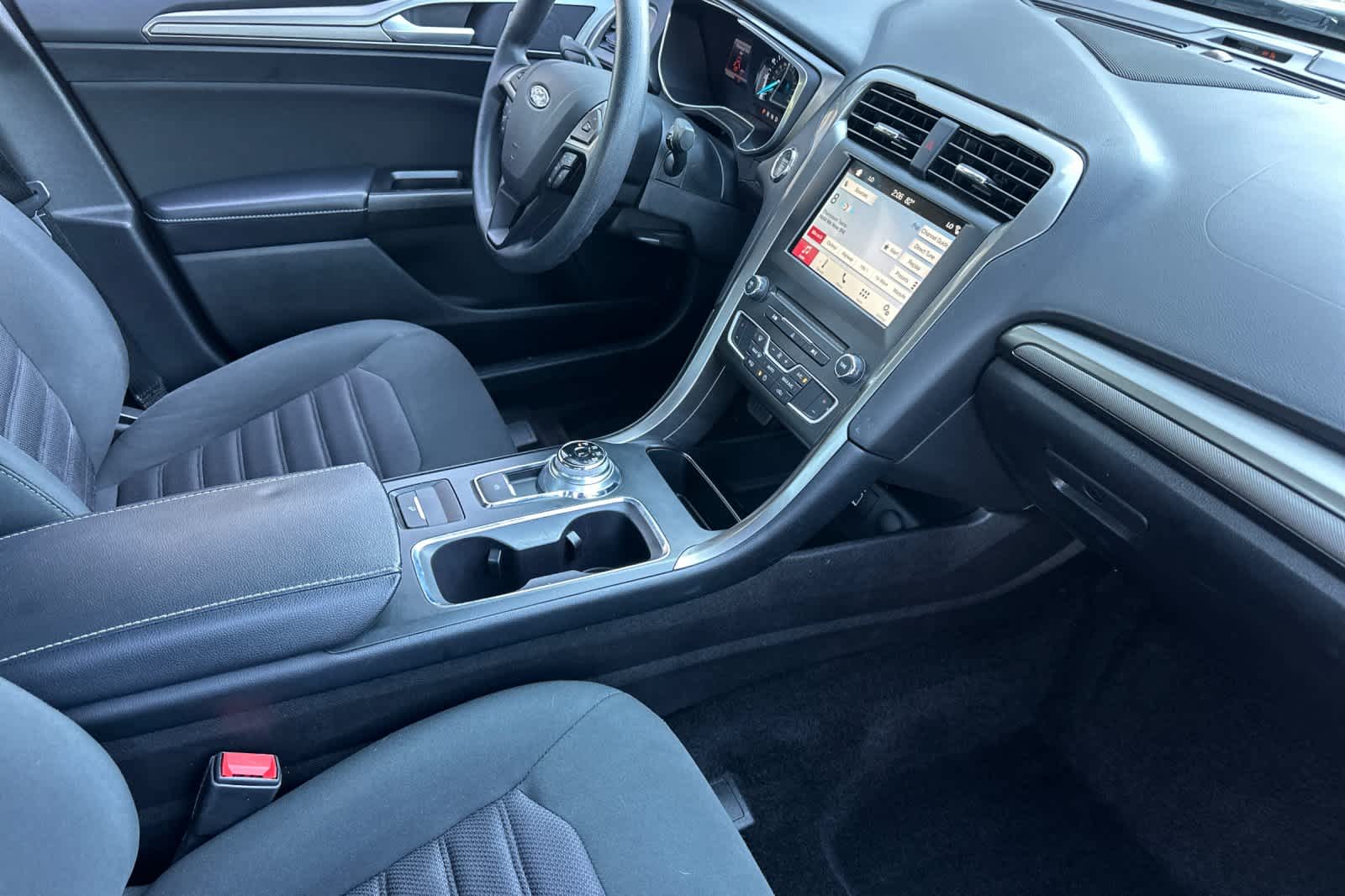 Thumbnail: 2017 Ford Fusion - 15