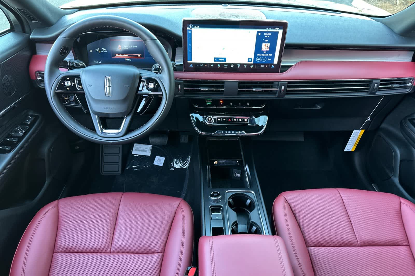 Thumbnail: 2025 Lincoln Corsair - 3