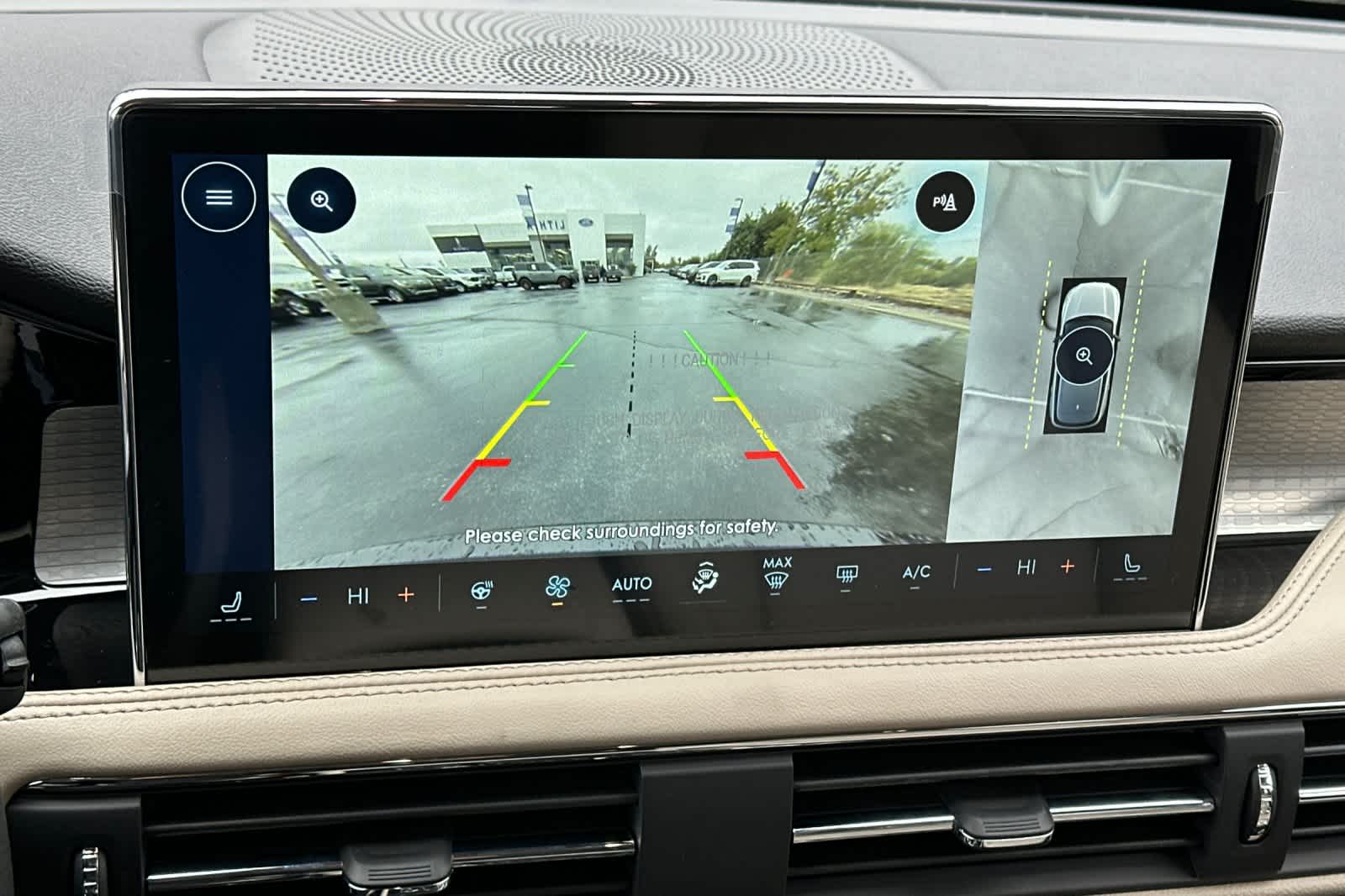 Thumbnail: 2025 Lincoln Corsair - 21