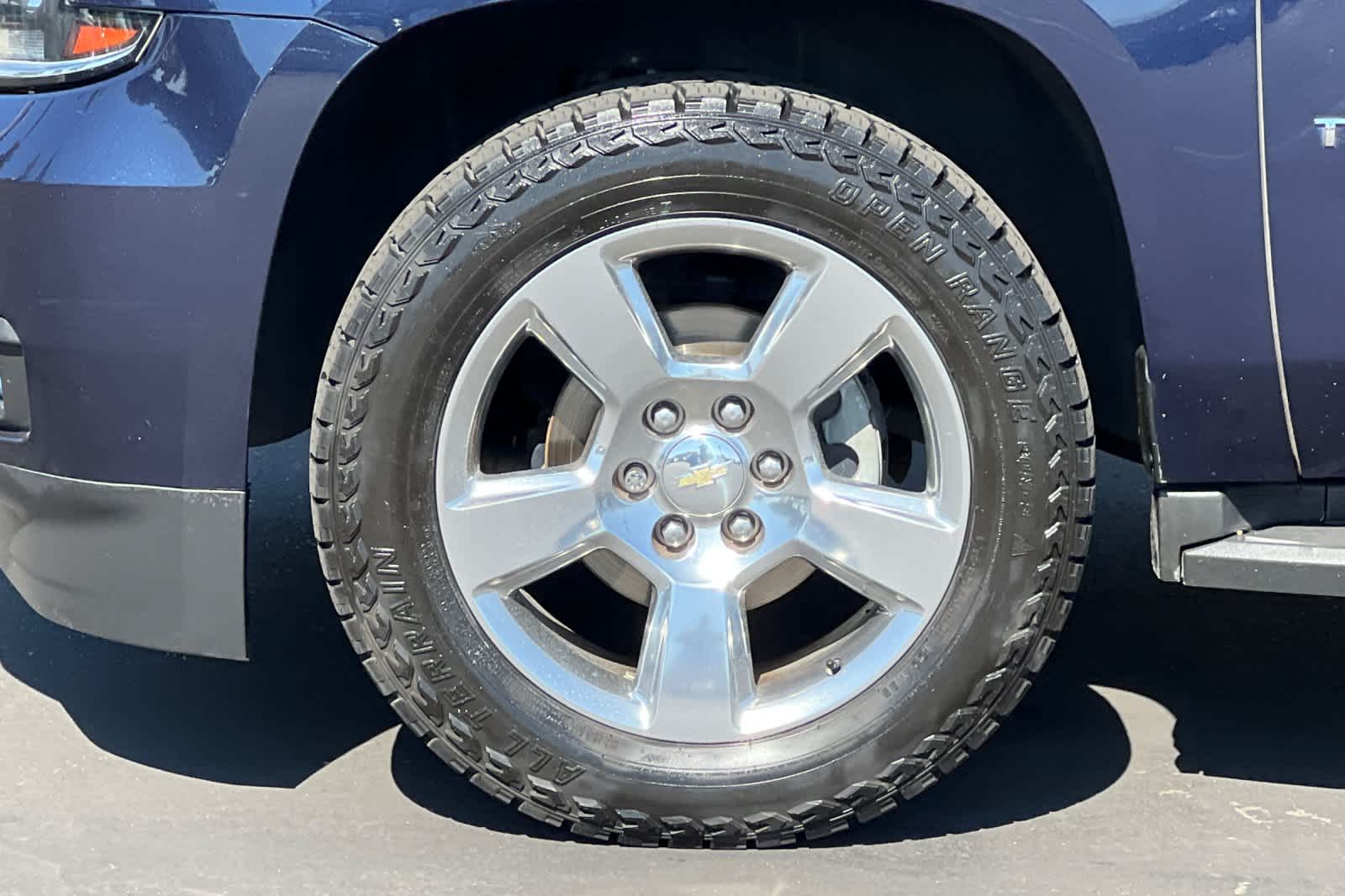 Thumbnail: 2017 Chevrolet Tahoe - 28