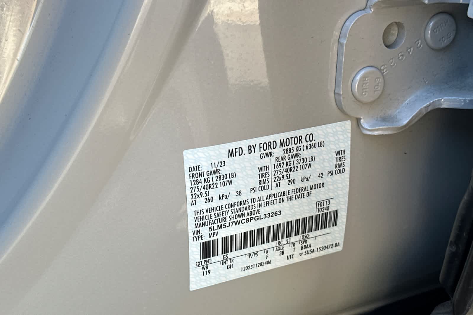 Thumbnail: 2023 Lincoln Aviator - 32