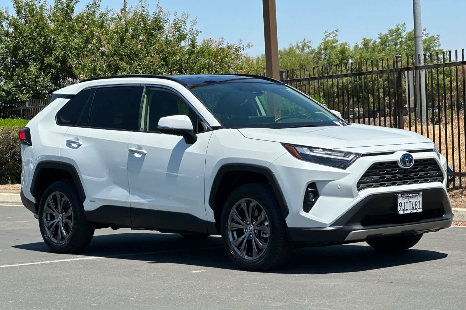 Thumbnail: 2023 Toyota RAV4 - 9
