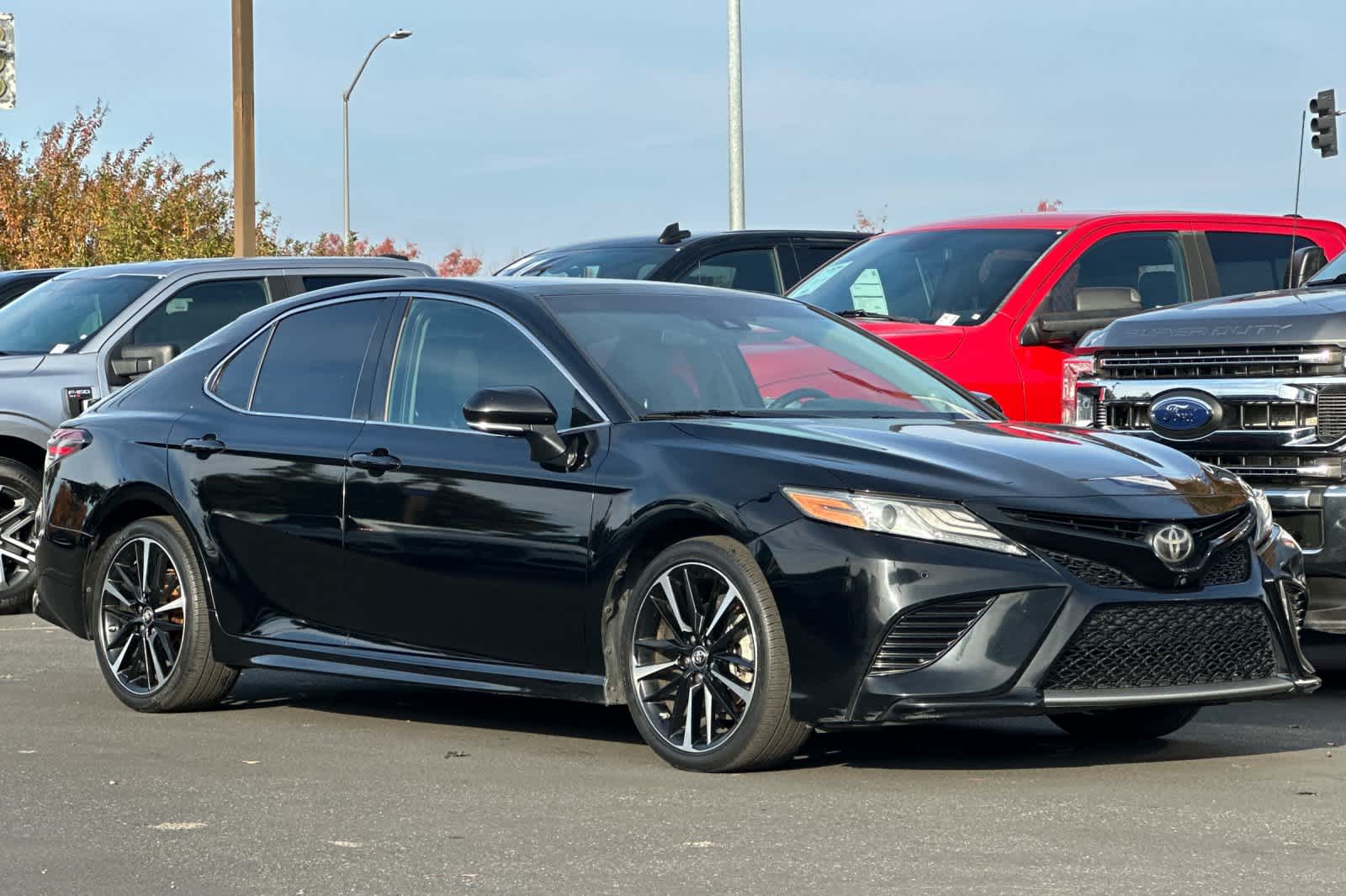 Thumbnail: 2018 Toyota Camry - 9