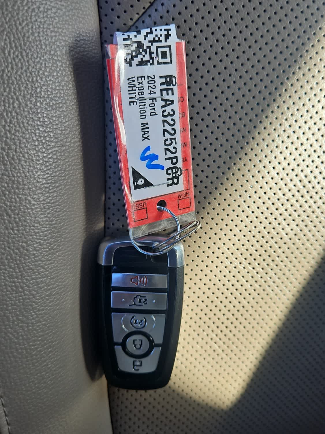 Thumbnail: 2024 Ford Expedition MAX - 20