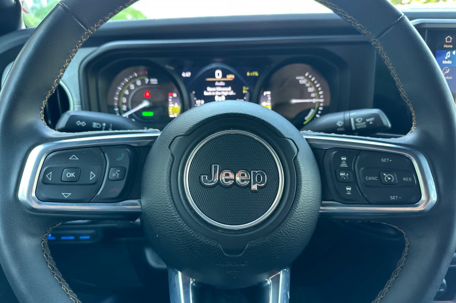 Thumbnail: 2024 Jeep Wrangler - 23