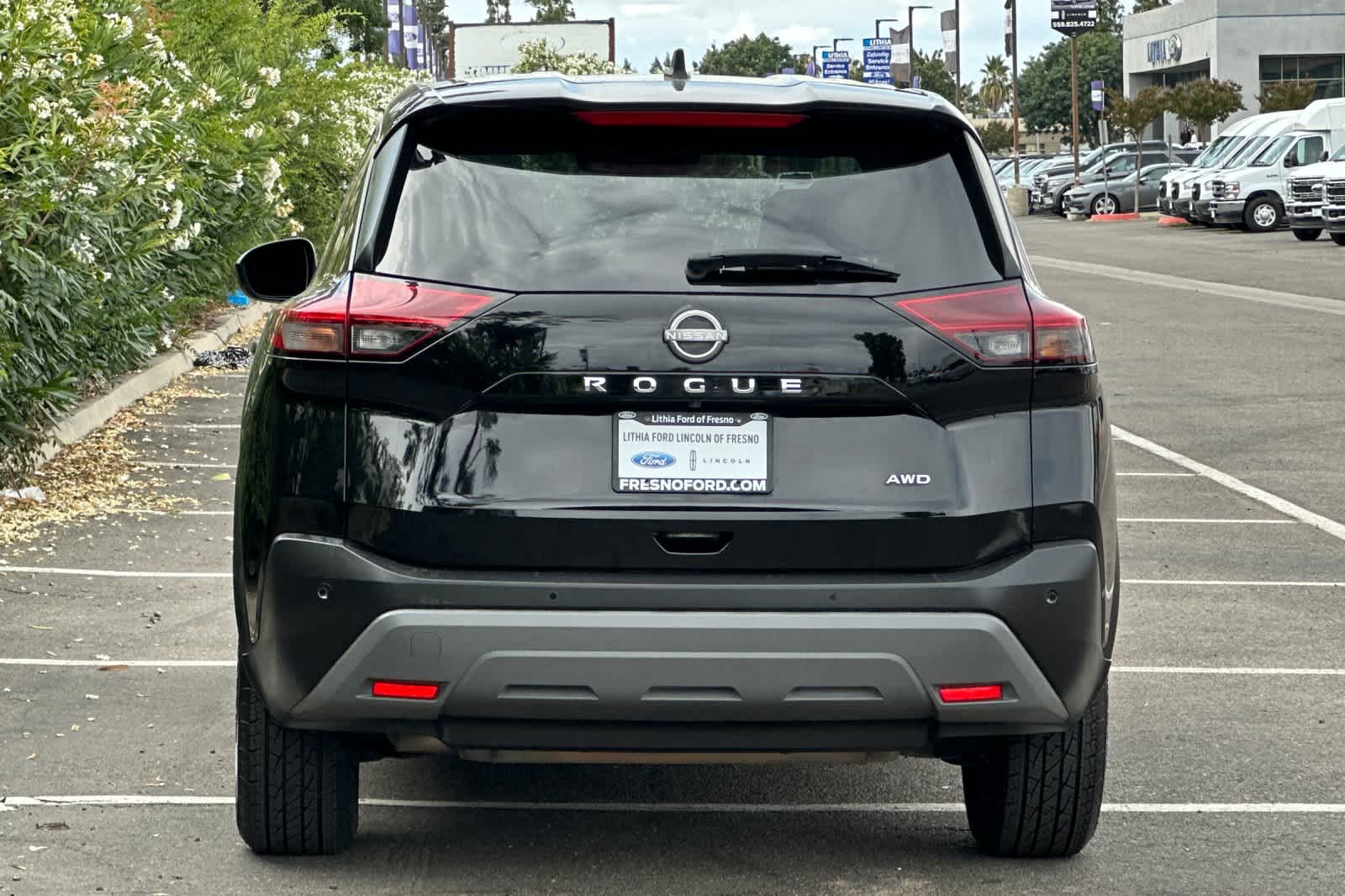 Thumbnail: 2023 Nissan Rogue - 7