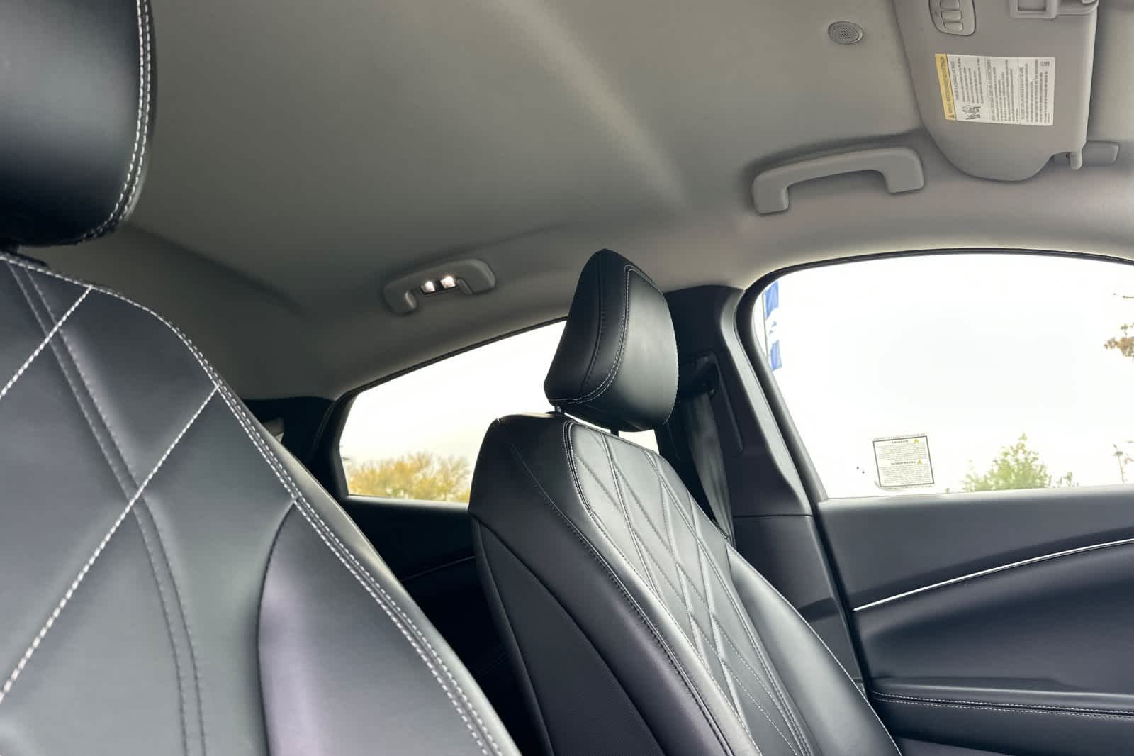 Thumbnail: 2022 Ford Mustang Mach-E - 18