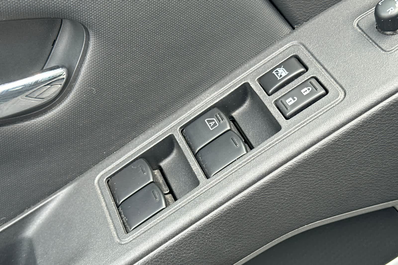 Thumbnail: 2022 Nissan Frontier - 13