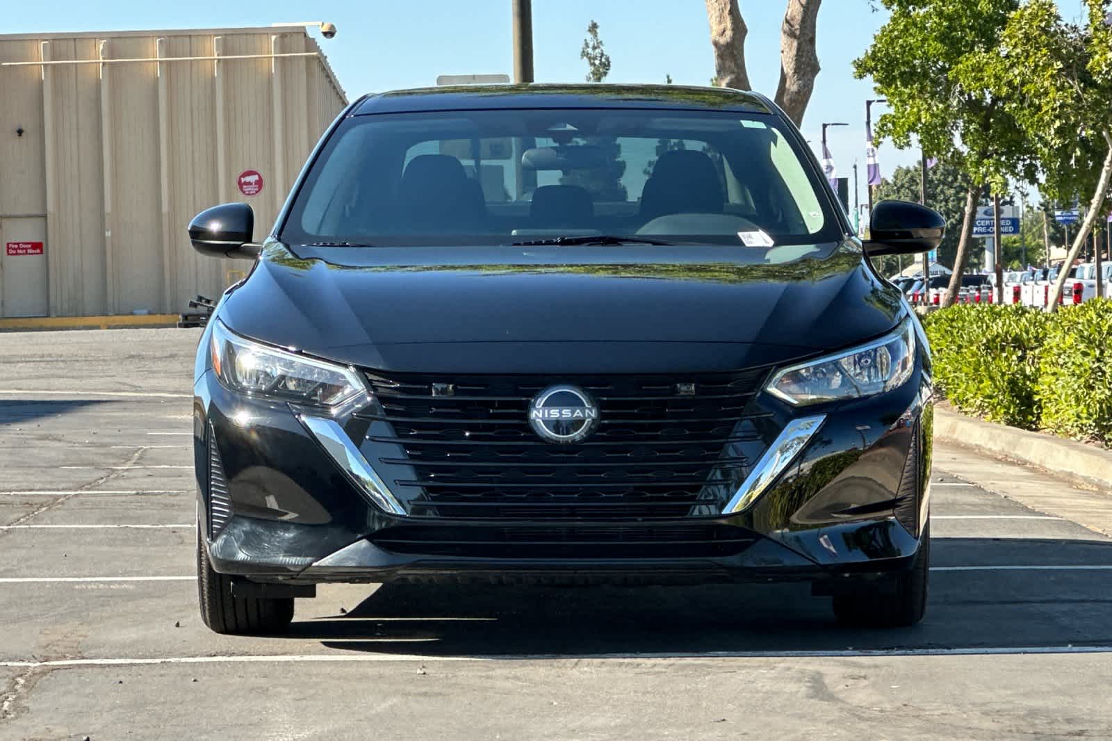 Thumbnail: 2025 Nissan Sentra - 9