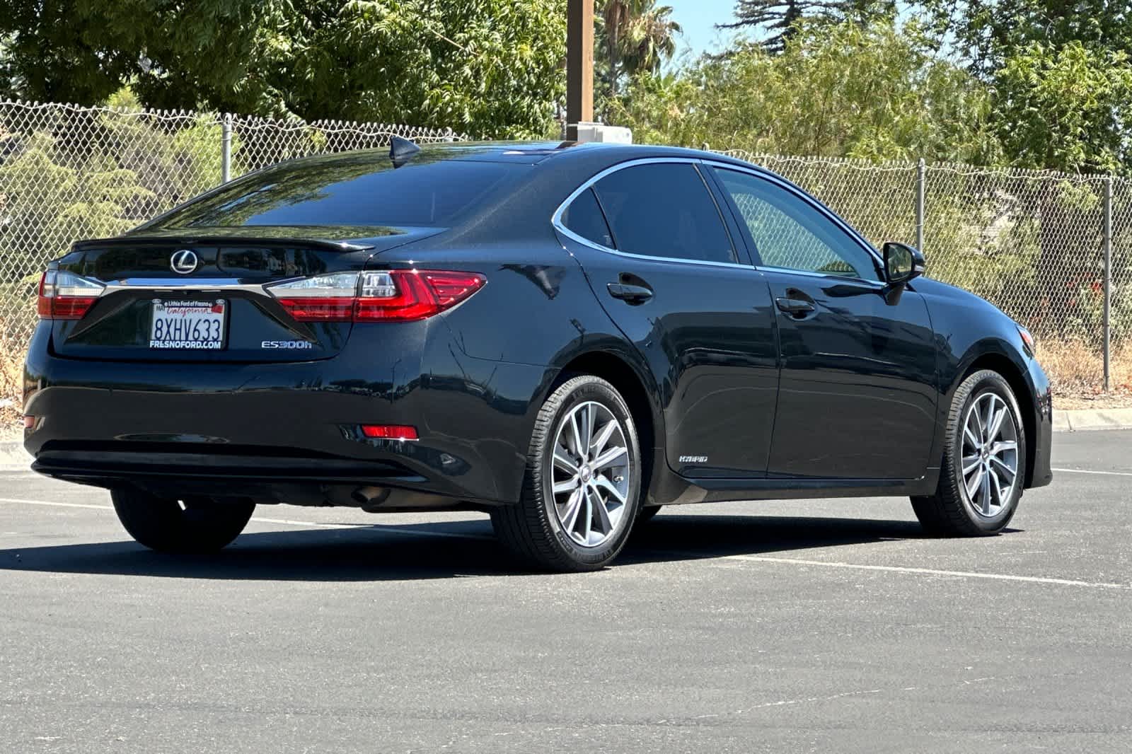 Thumbnail: 2018 Lexus ES - 2