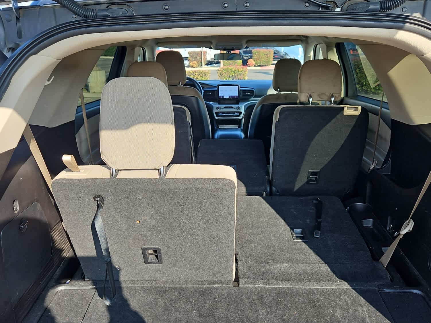 Thumbnail: 2020 Ford Explorer - 9