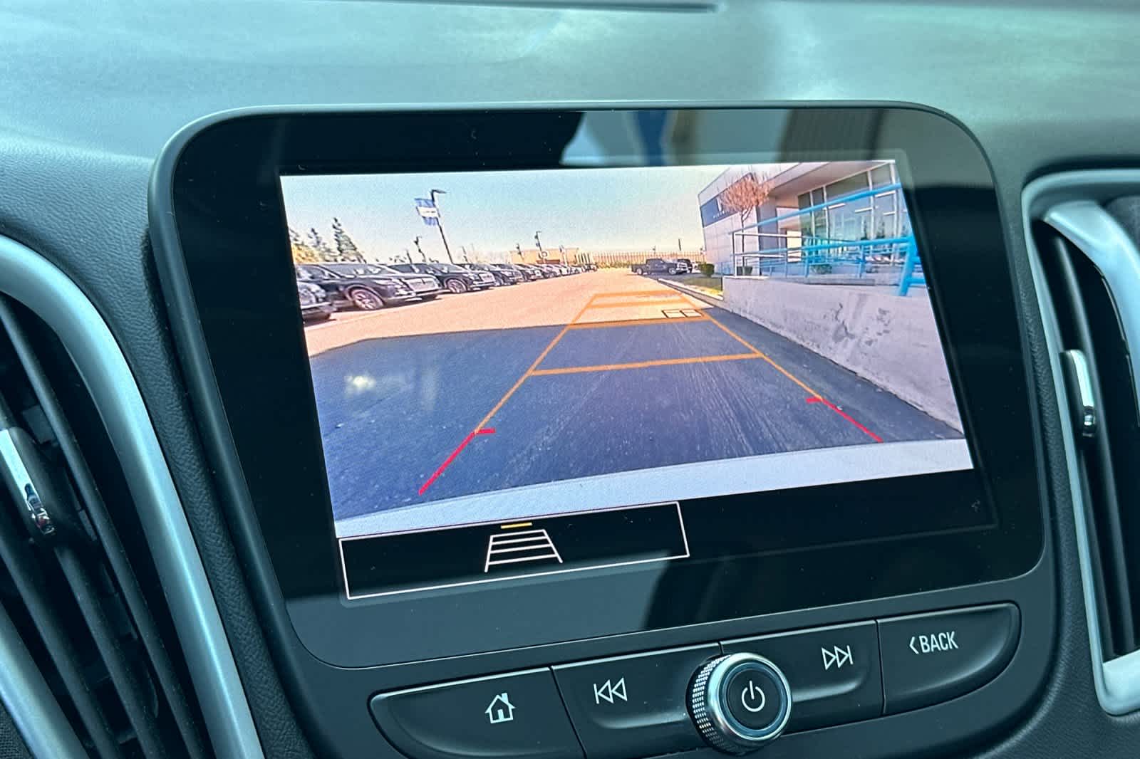 Thumbnail: 2024 Chevrolet Malibu - 19