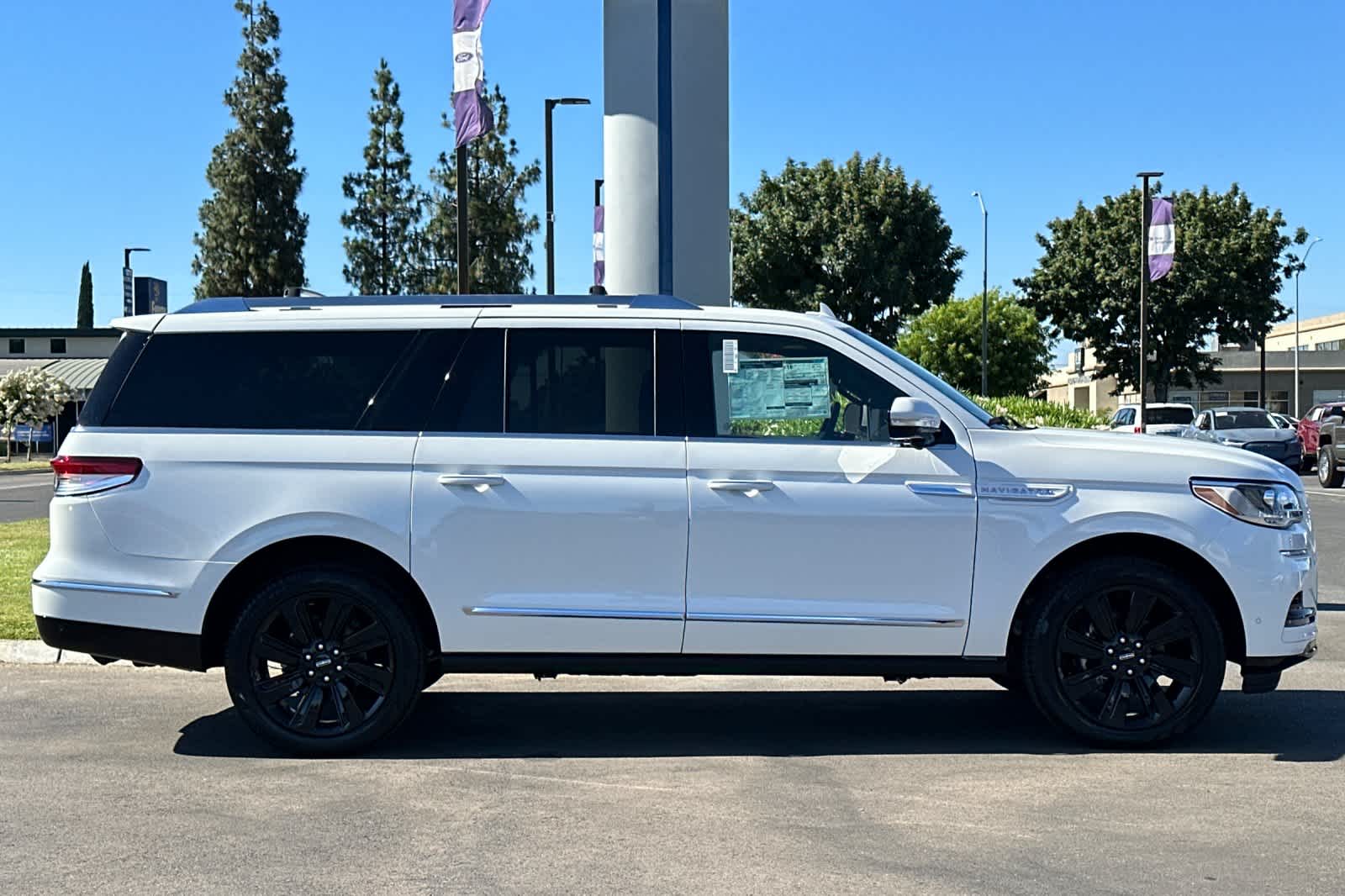 2024 Lincoln Navigator L Reserve 10