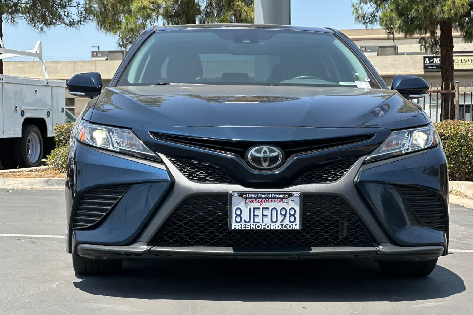 Thumbnail: 2019 Toyota Camry - 11