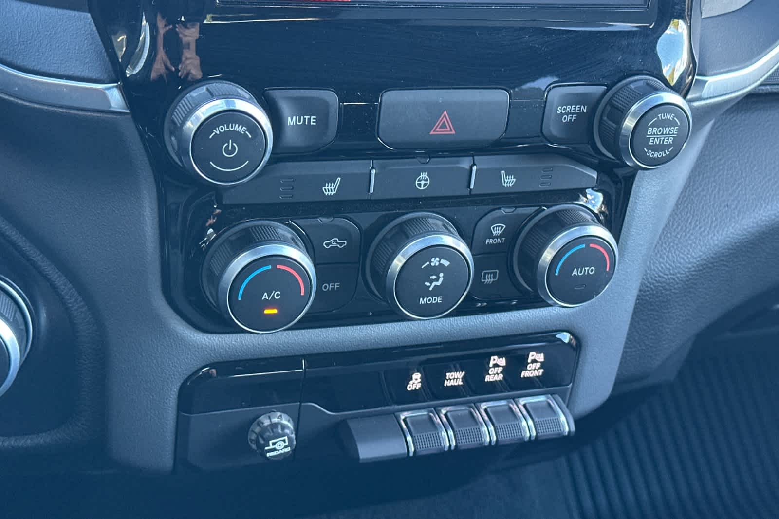 Thumbnail: 2024 RAM 1500 - 20