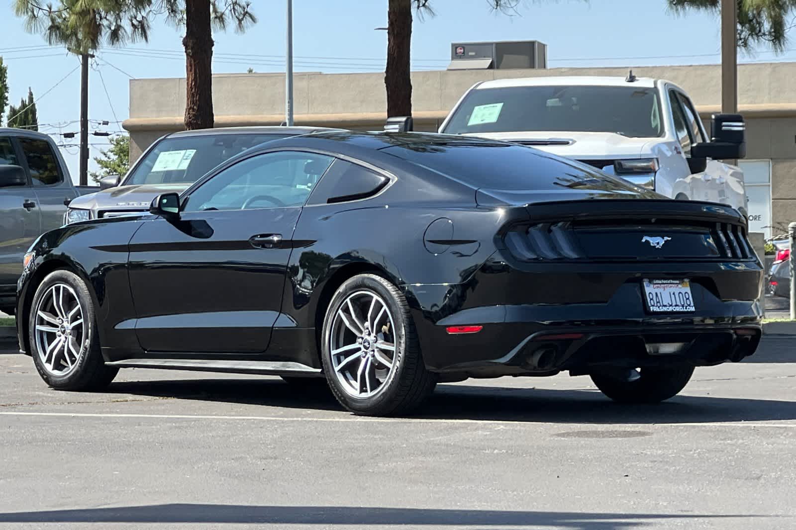 2017 Ford Mustang  6