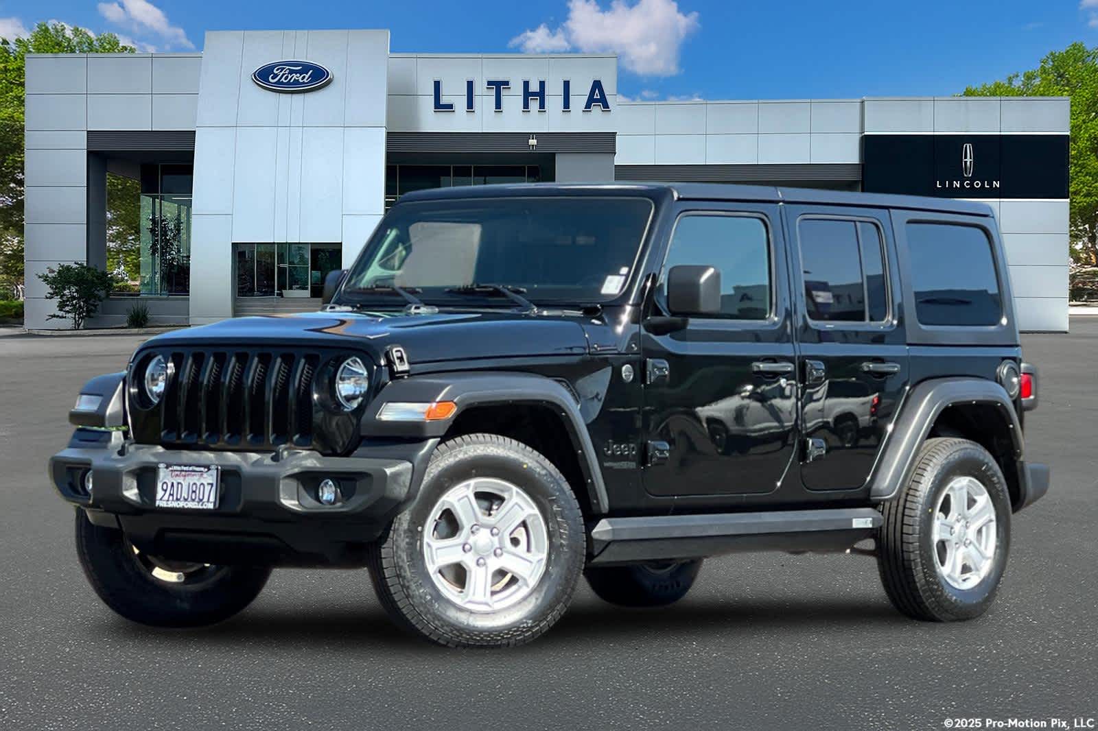 2022 Jeep Wrangler Sport S's photo