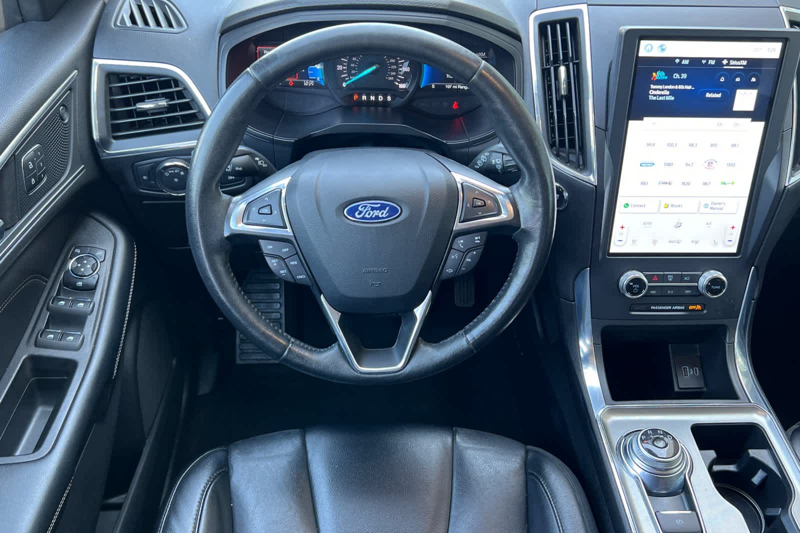 Thumbnail: 2022 Ford Edge - 15