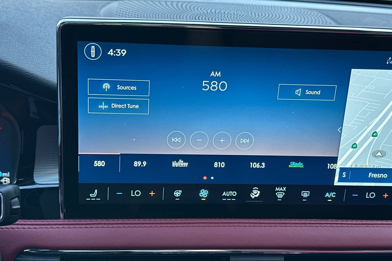 Thumbnail: 2025 Lincoln Corsair - 19