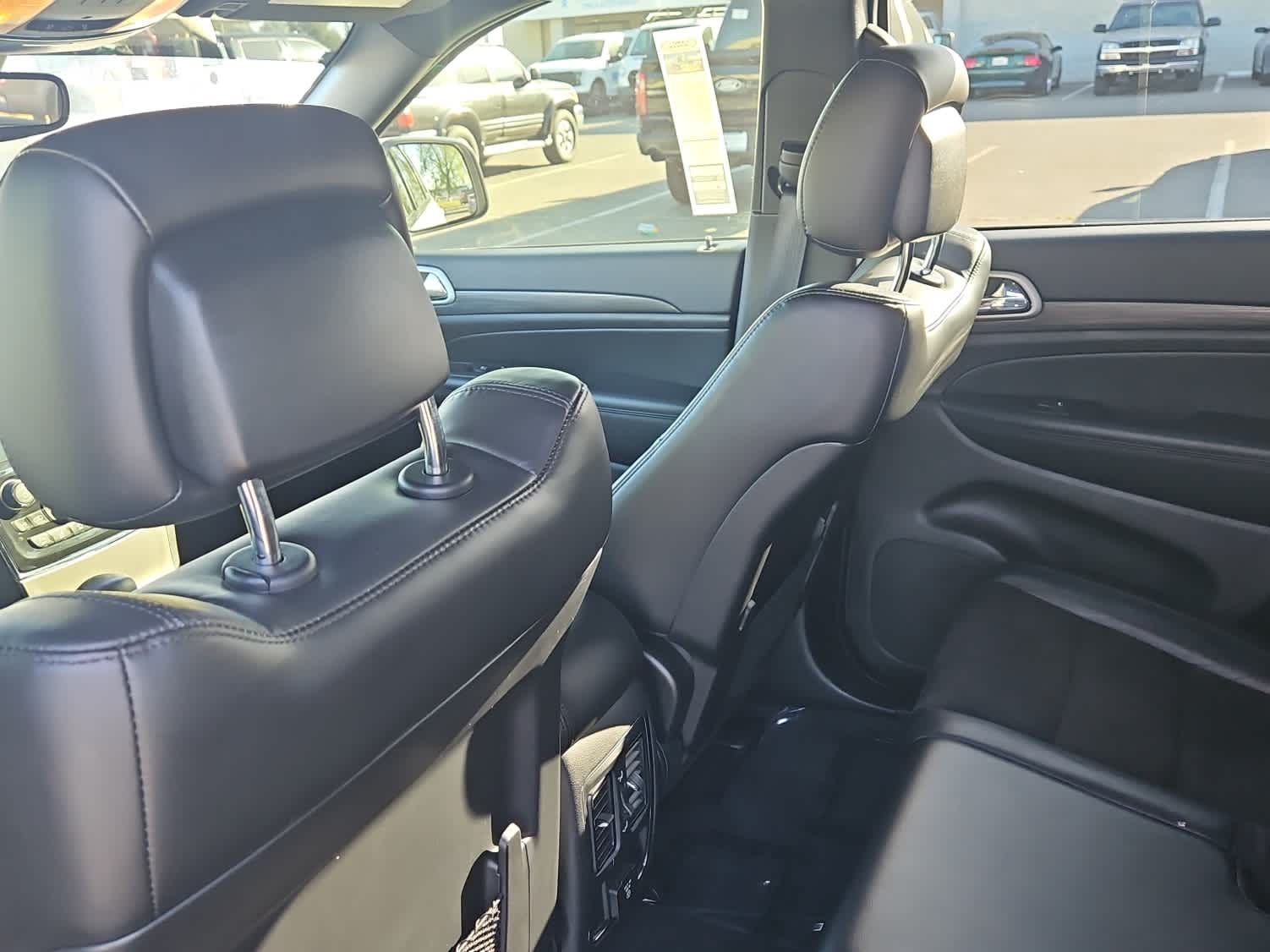 Thumbnail: 2021 Jeep Grand Cherokee - 11