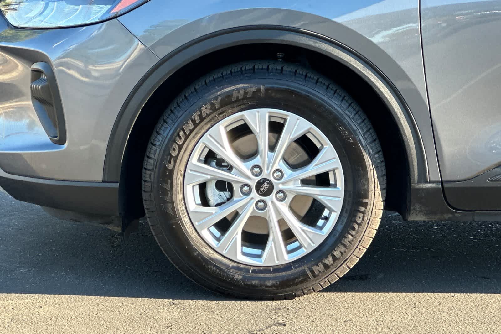 Thumbnail: 2024 Ford Escape - 26