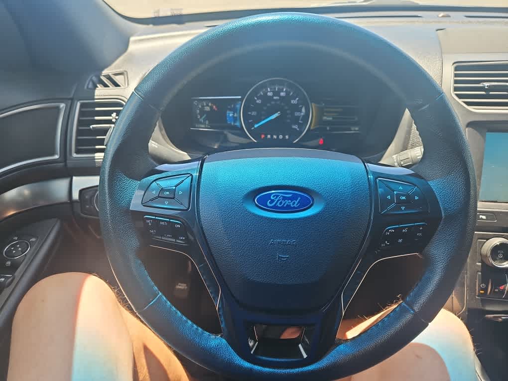 Thumbnail: 2018 Ford Explorer - 15