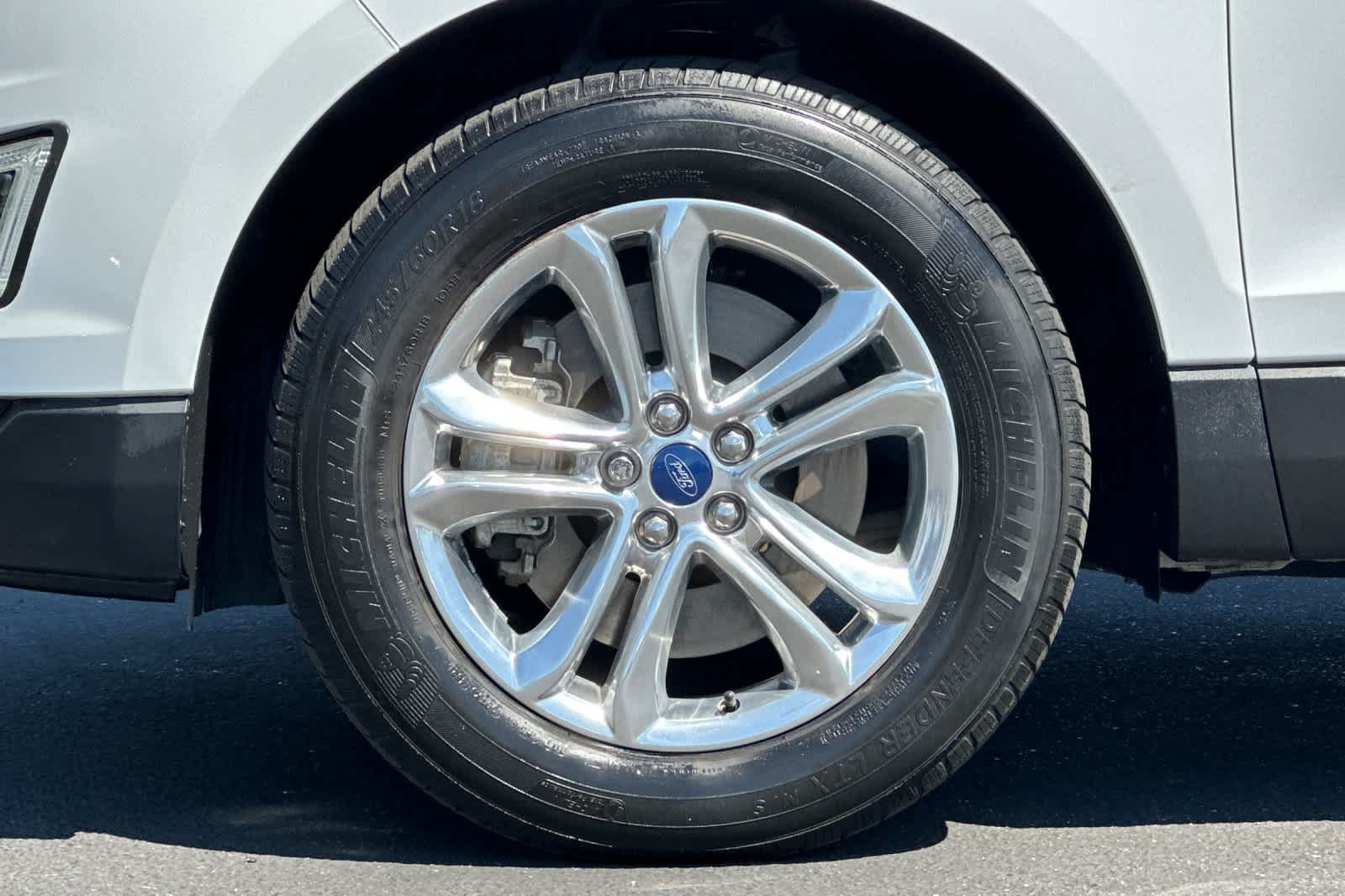 Thumbnail: 2017 Ford Edge - 27