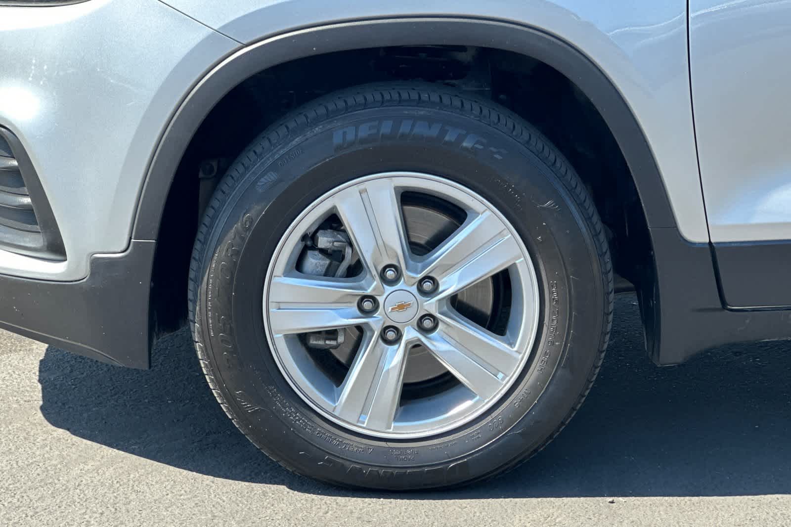Thumbnail: 2018 Chevrolet Trax - 25