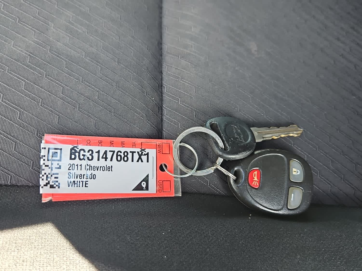 Thumbnail: 2011 Chevrolet Silverado 1500 - 20