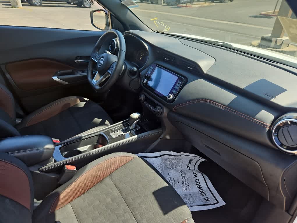 Thumbnail: 2023 Nissan Kicks - 10