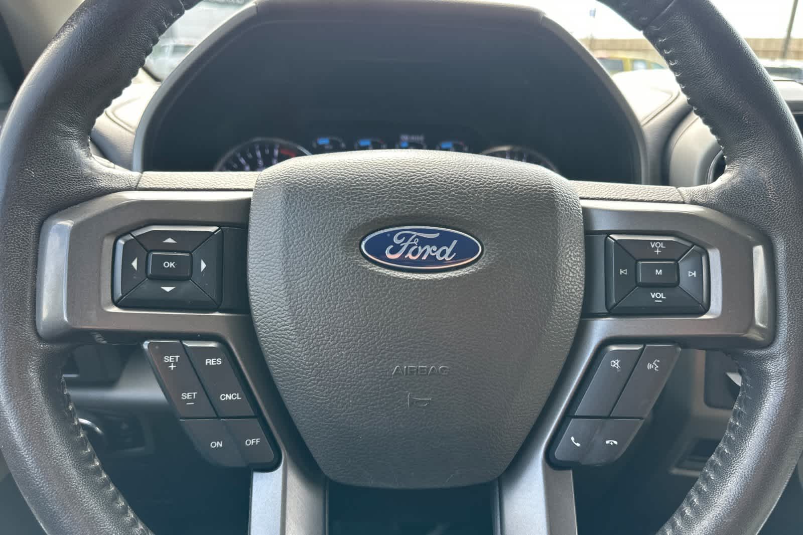 Thumbnail: 2020 Ford Expedition - 25
