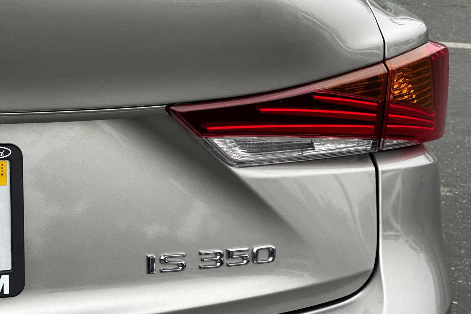 Thumbnail: 2020 Lexus IS - 25