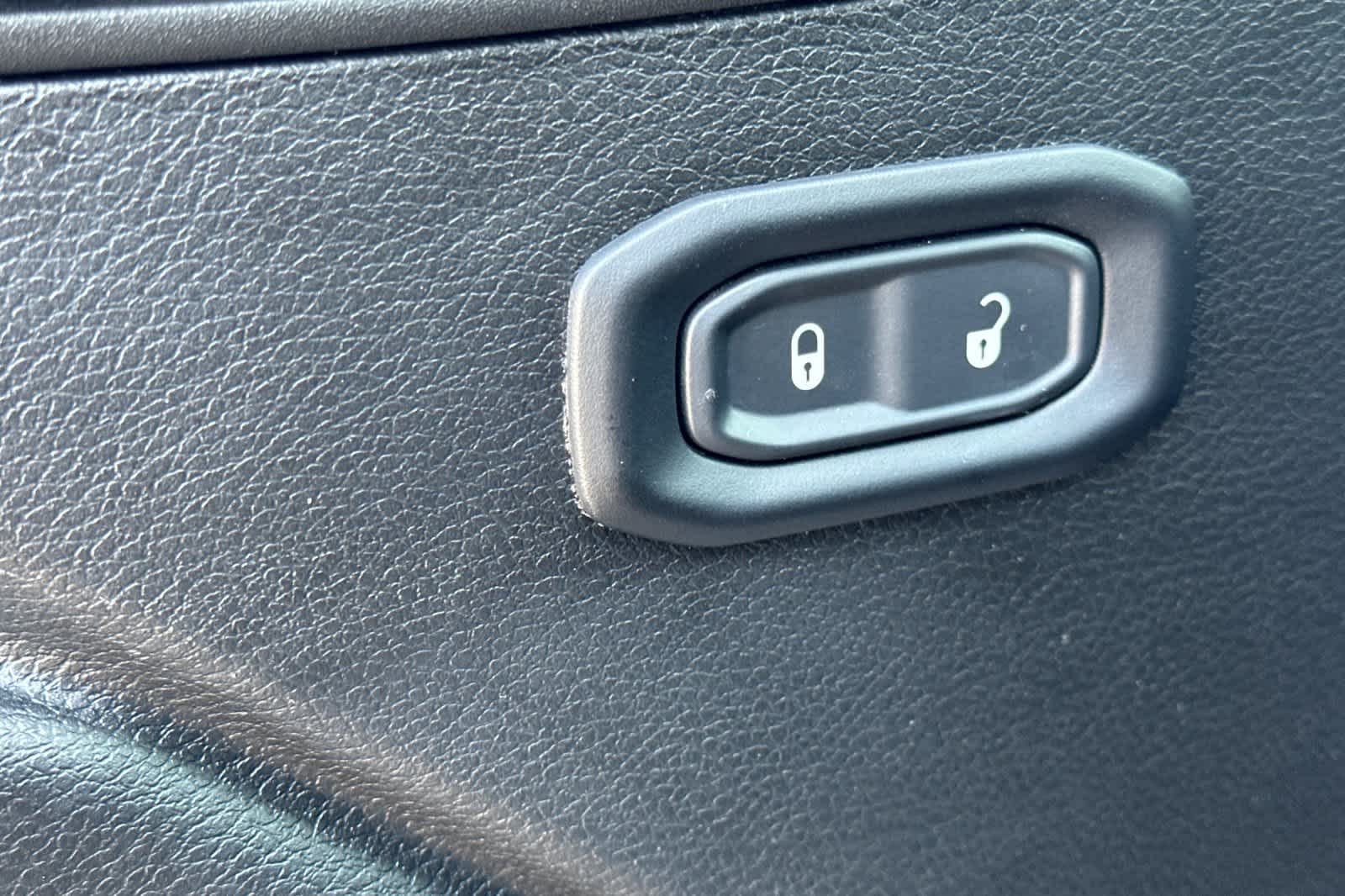 Thumbnail: 2023 Jeep Wrangler - 13