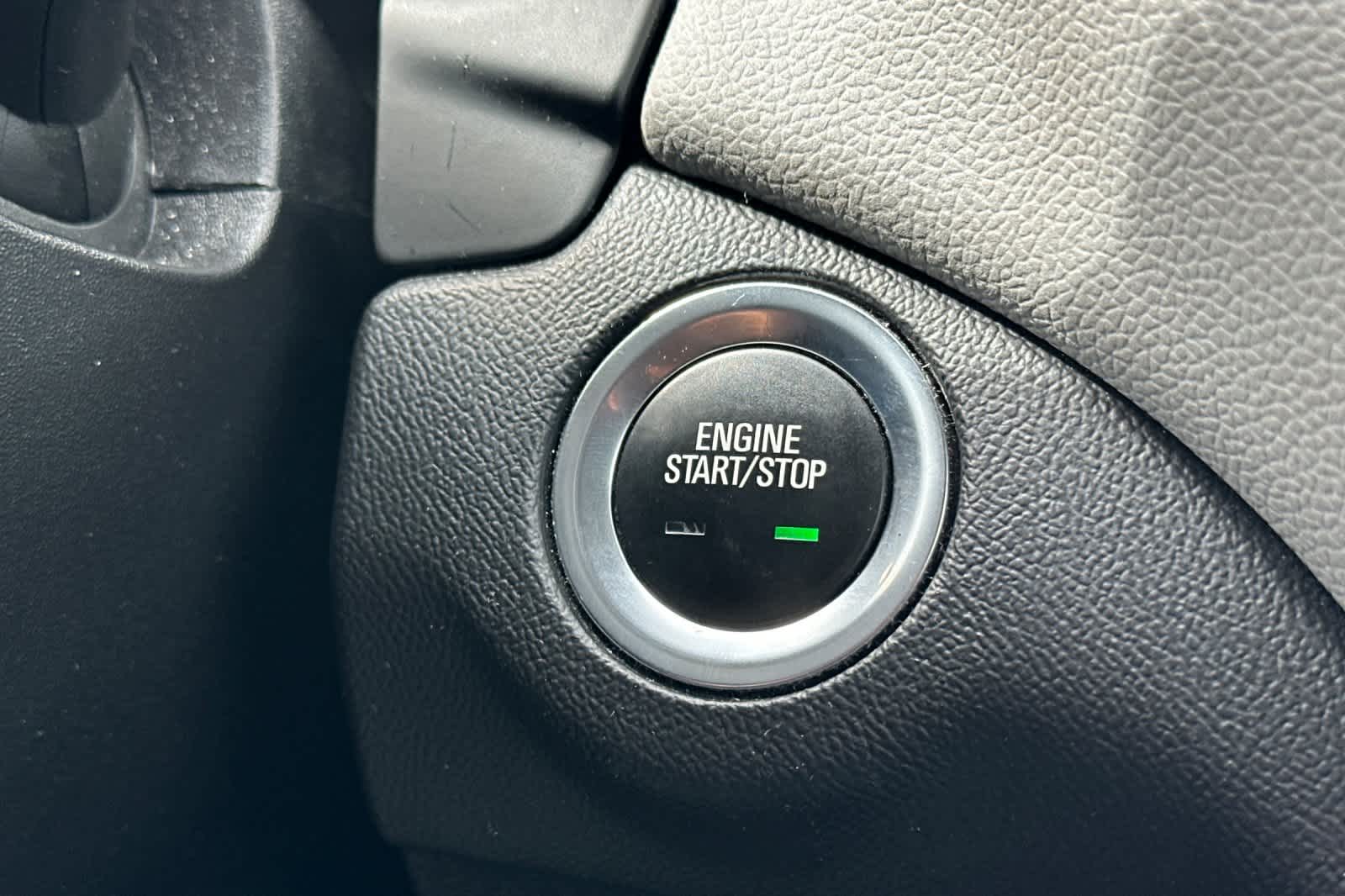 Thumbnail: 2021 Chevrolet Equinox - 21