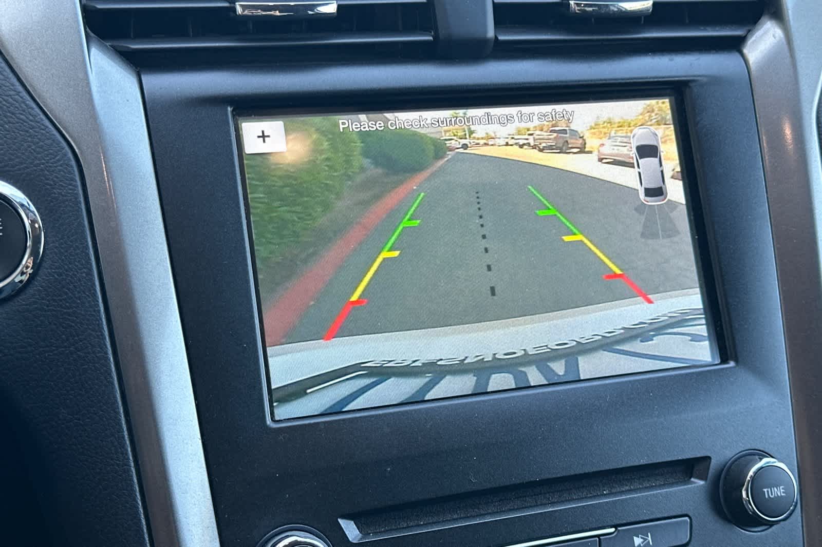 Thumbnail: 2017 Ford Fusion - 19