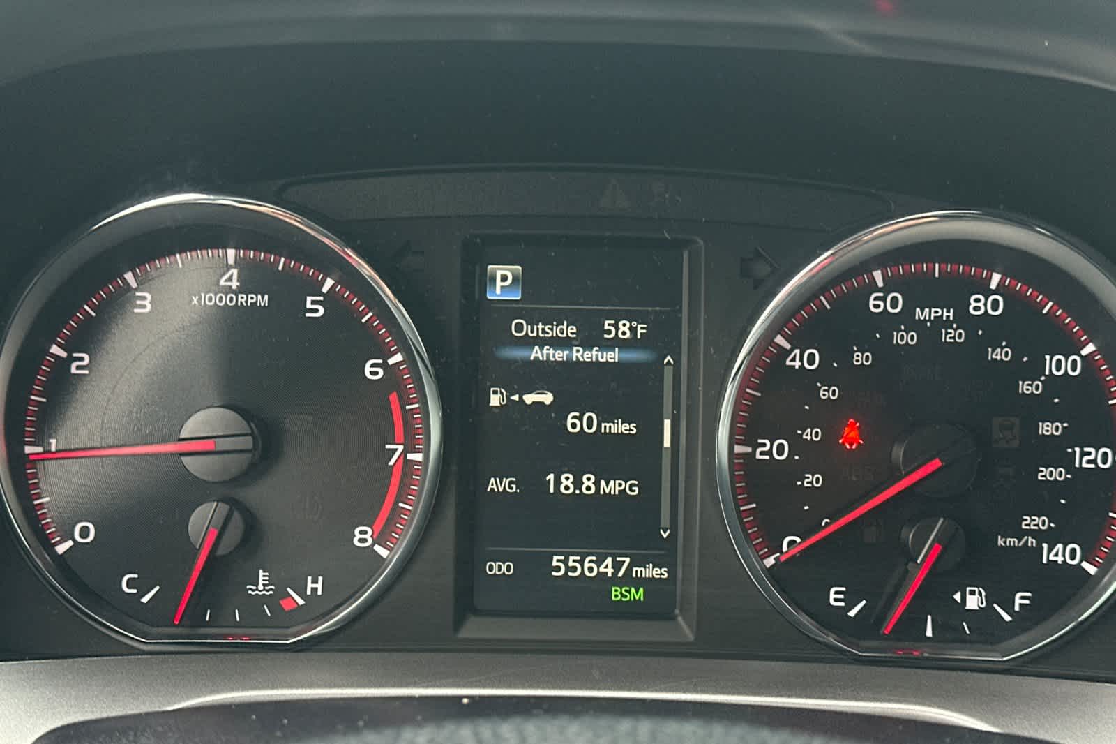 Thumbnail: 2017 Toyota RAV4 - 26