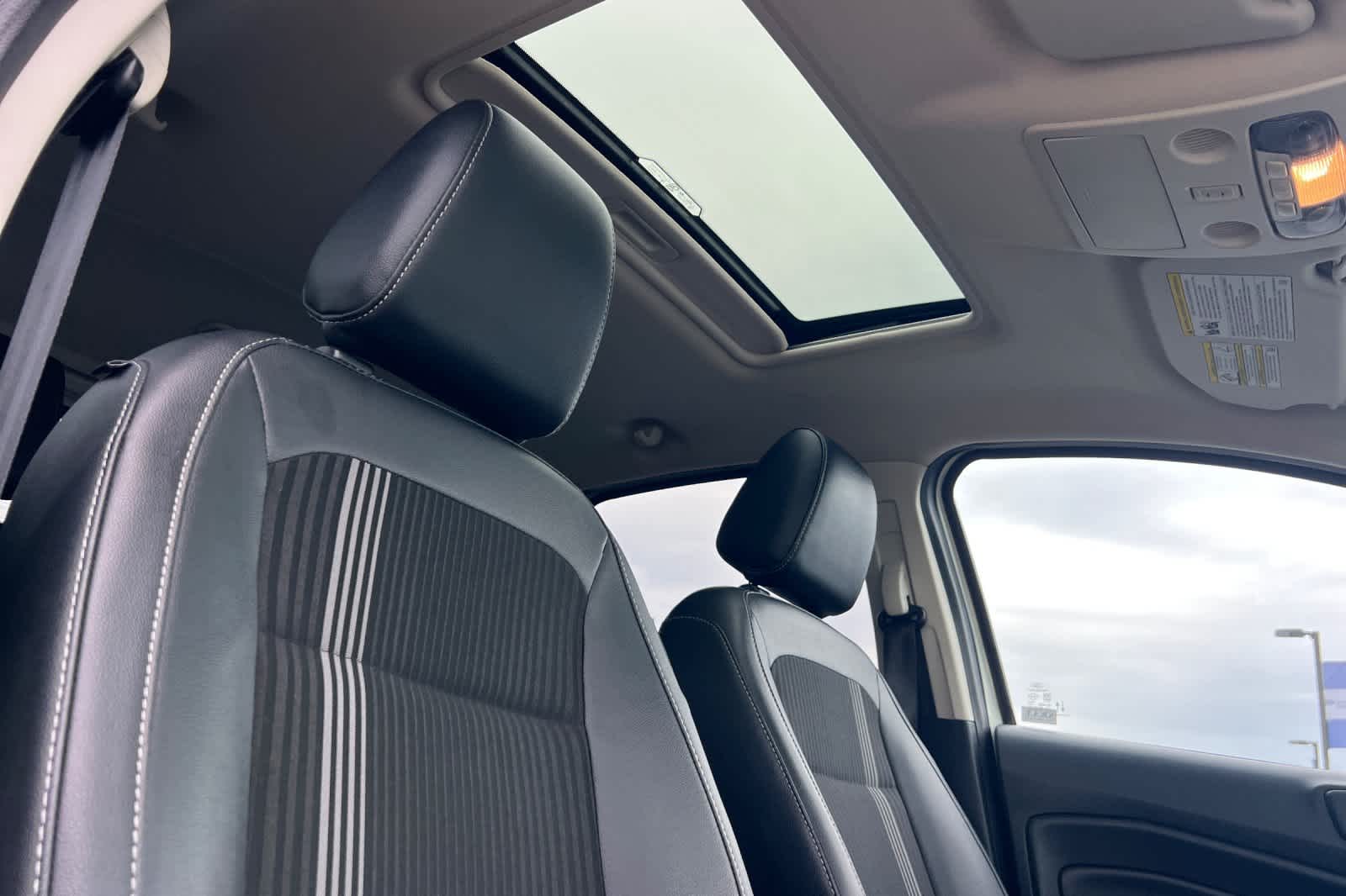 Thumbnail: 2021 Ford EcoSport - 17