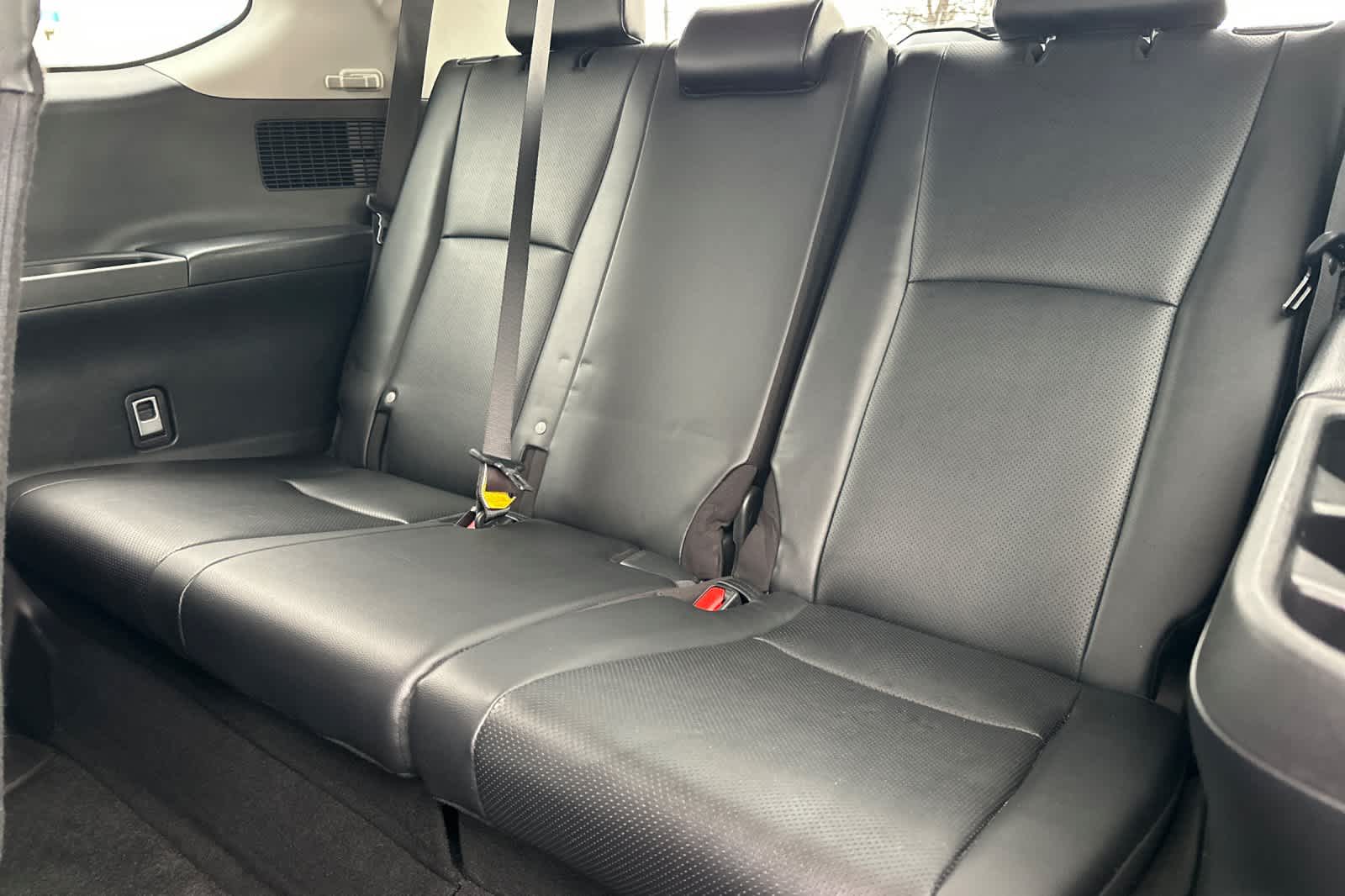 Thumbnail: 2024 Toyota Grand Highlander - 16