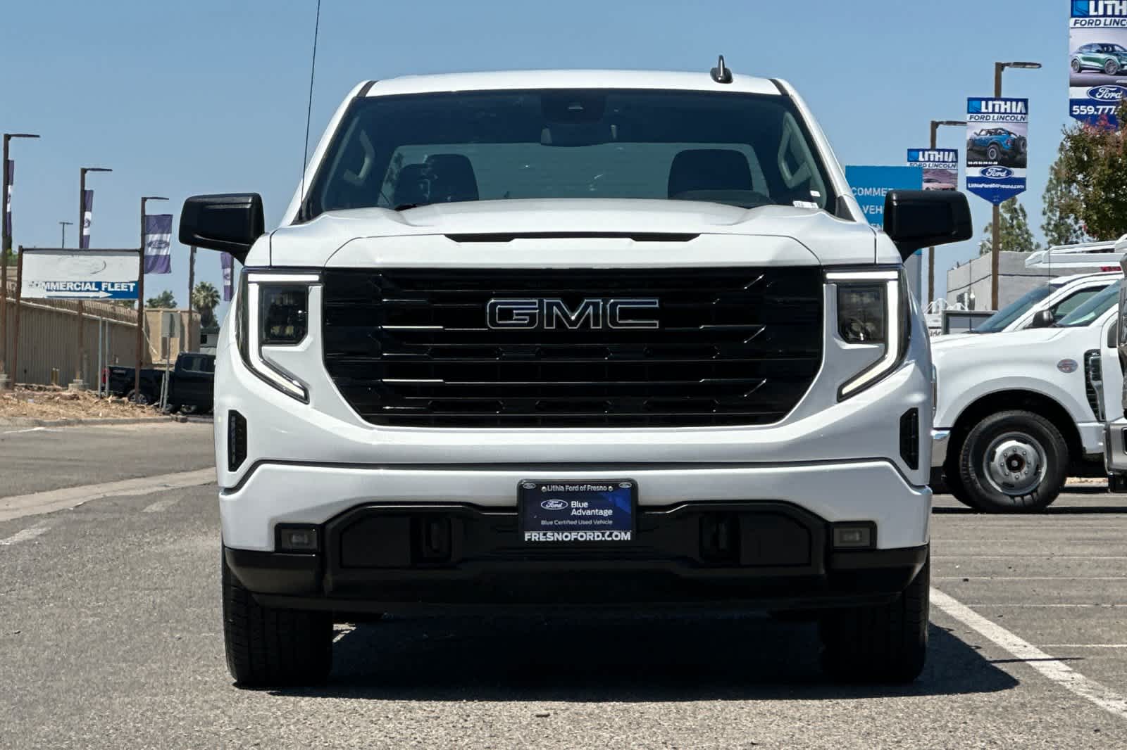 Thumbnail: 2023 GMC Sierra 1500 - 10