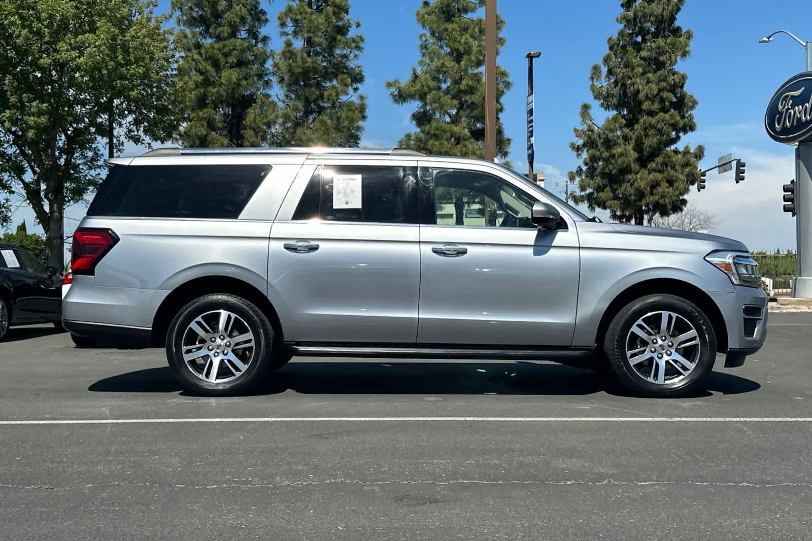 Thumbnail: 2024 Ford Expedition MAX - 9