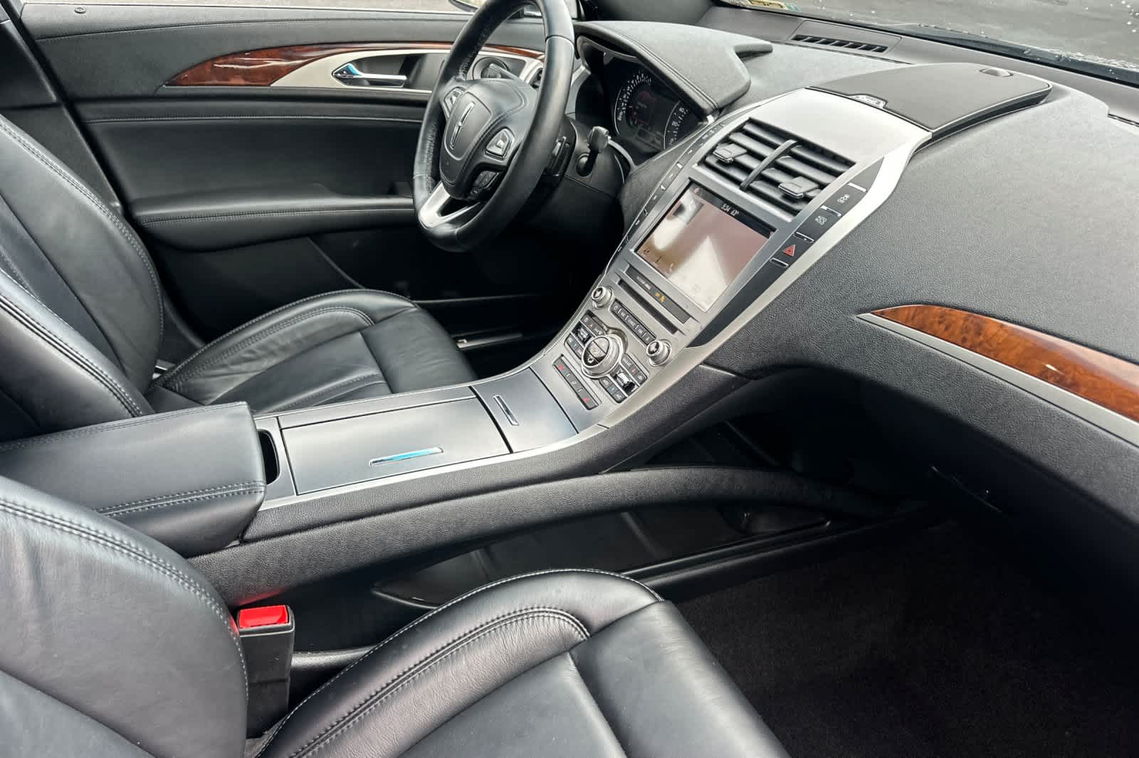 Thumbnail: 2019 Lincoln MKZ - 15