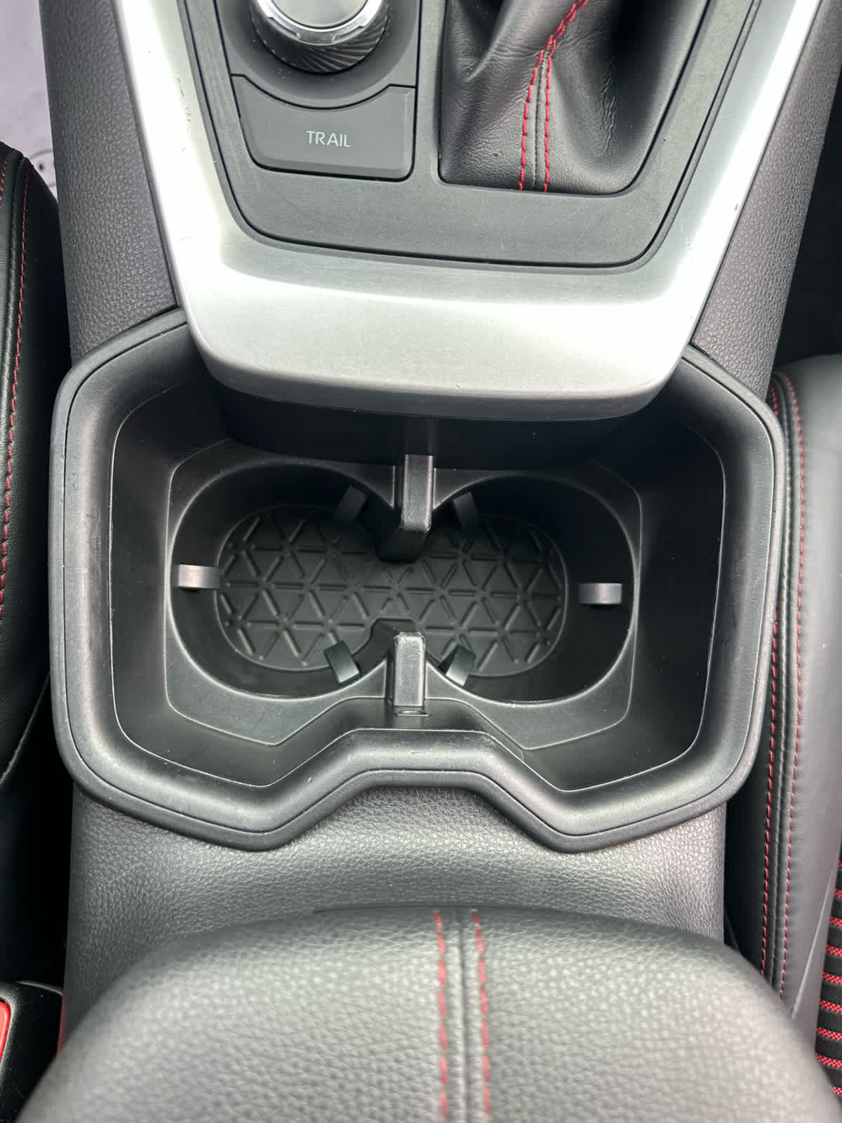 Thumbnail: 2022 Toyota RAV4 - 9