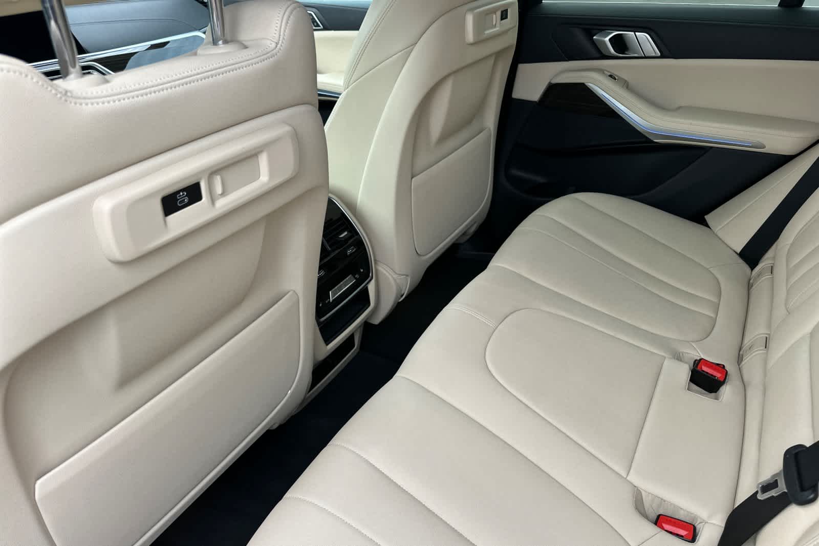 Thumbnail: 2021 BMW X5 - 4