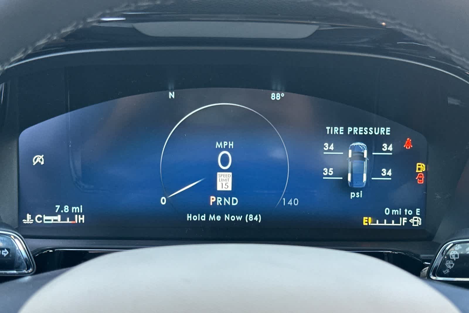 Thumbnail: 2025 Lincoln Corsair - 26