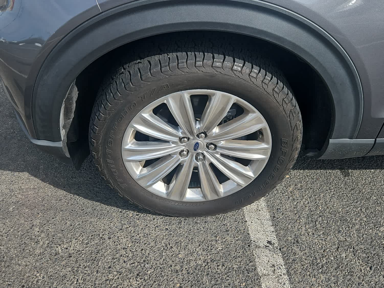 Thumbnail: 2021 Ford Explorer - 3