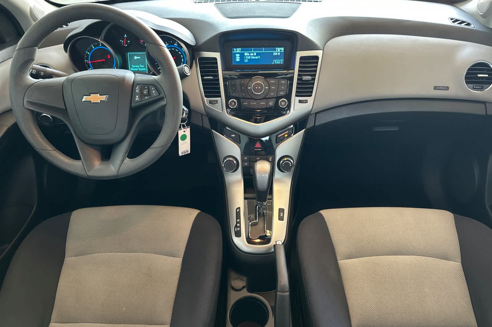 Thumbnail: 2015 Chevrolet Cruze - 3
